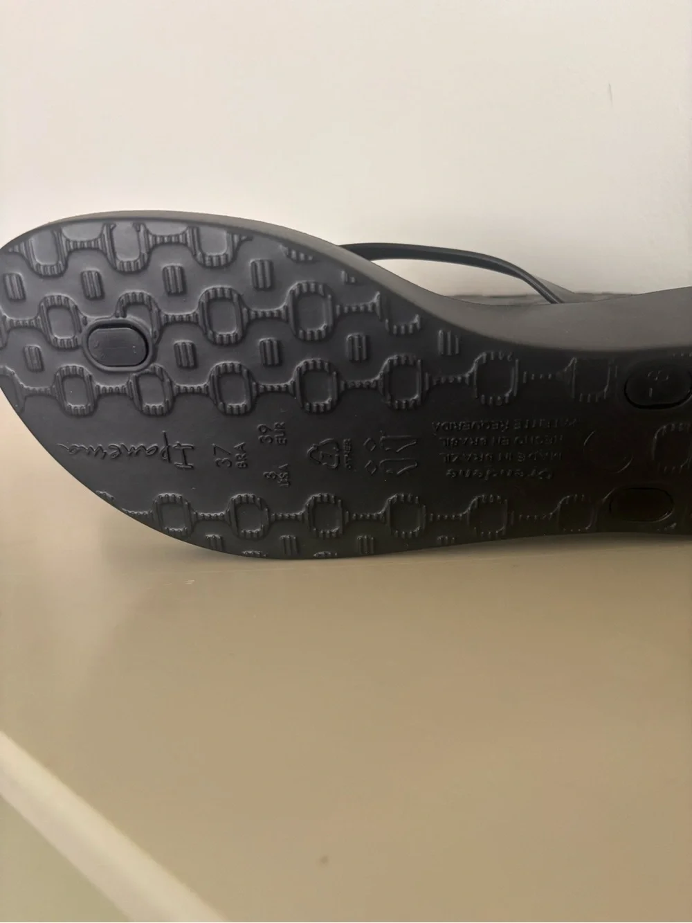Ipanema Black Women’s Platform Flip Flop Sandals with Rose Gold Logo